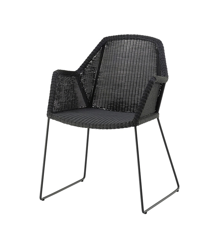 Breeze stol m. arm - Sort caneline fiber