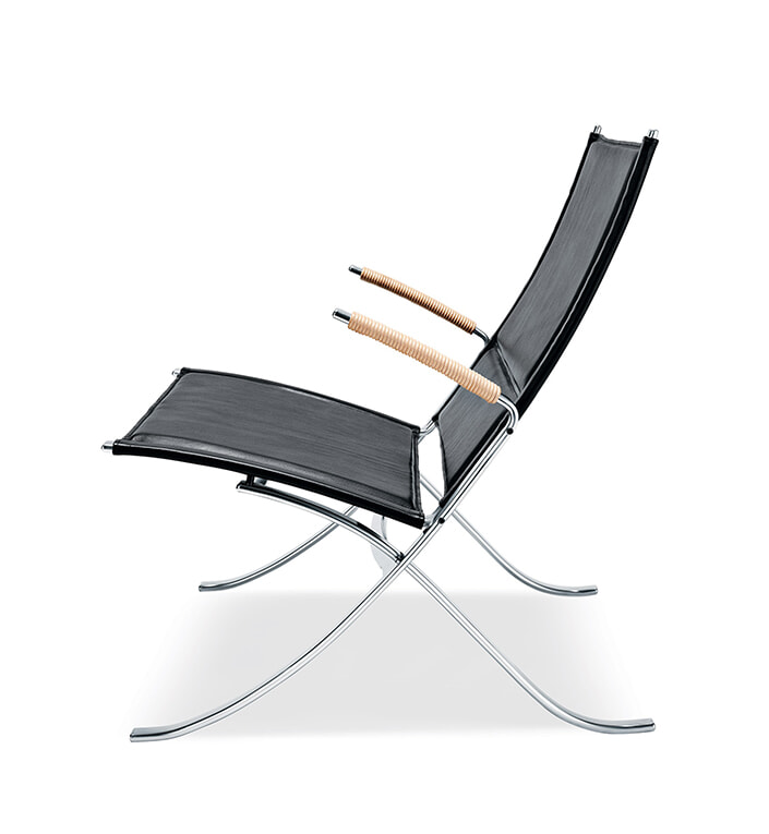 FK82 X Chair - Sort læder