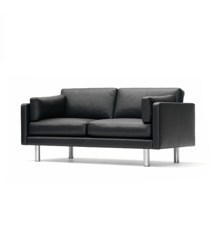 EJ220 sofa L163cm med Sort Primo læder / Børstet krom