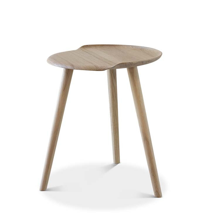 JL1913 Åkande Skammel 3 ben - Olieret eg