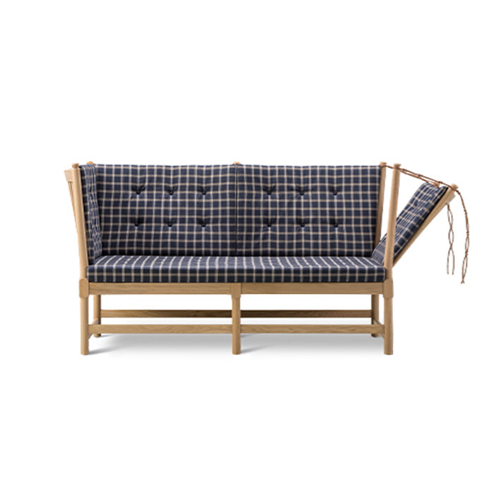 BM Tremmesofa 1789 - Blå Cotil stof/Eg Sæbe