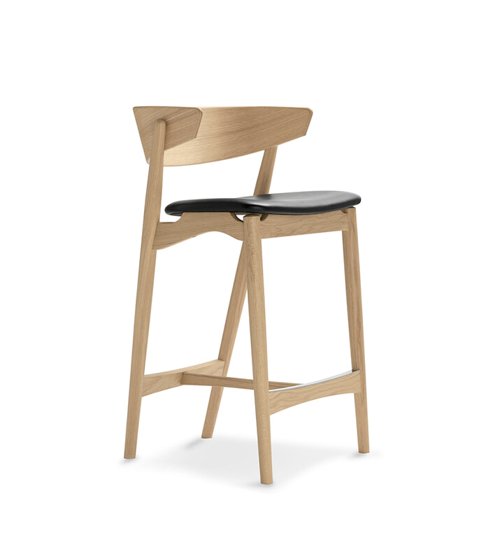 No.7 Barstol SH65 - Sæbebehandlet eg/Sort Saga