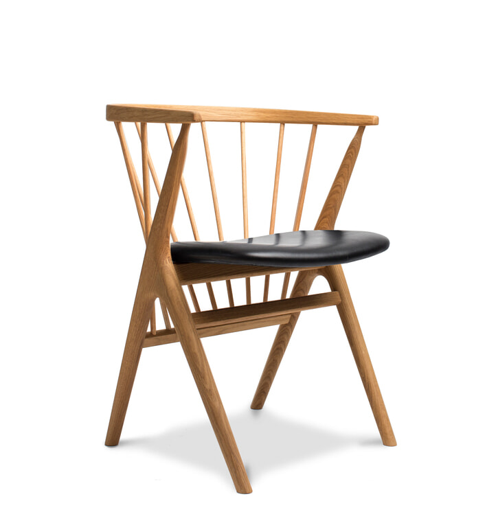 No.8 Stol - Olieret eg/Sort Saga