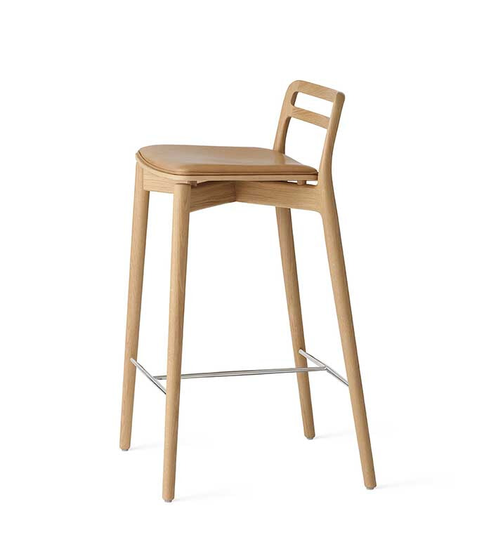 Vipp484 Cabin Counterstol - Lys eg